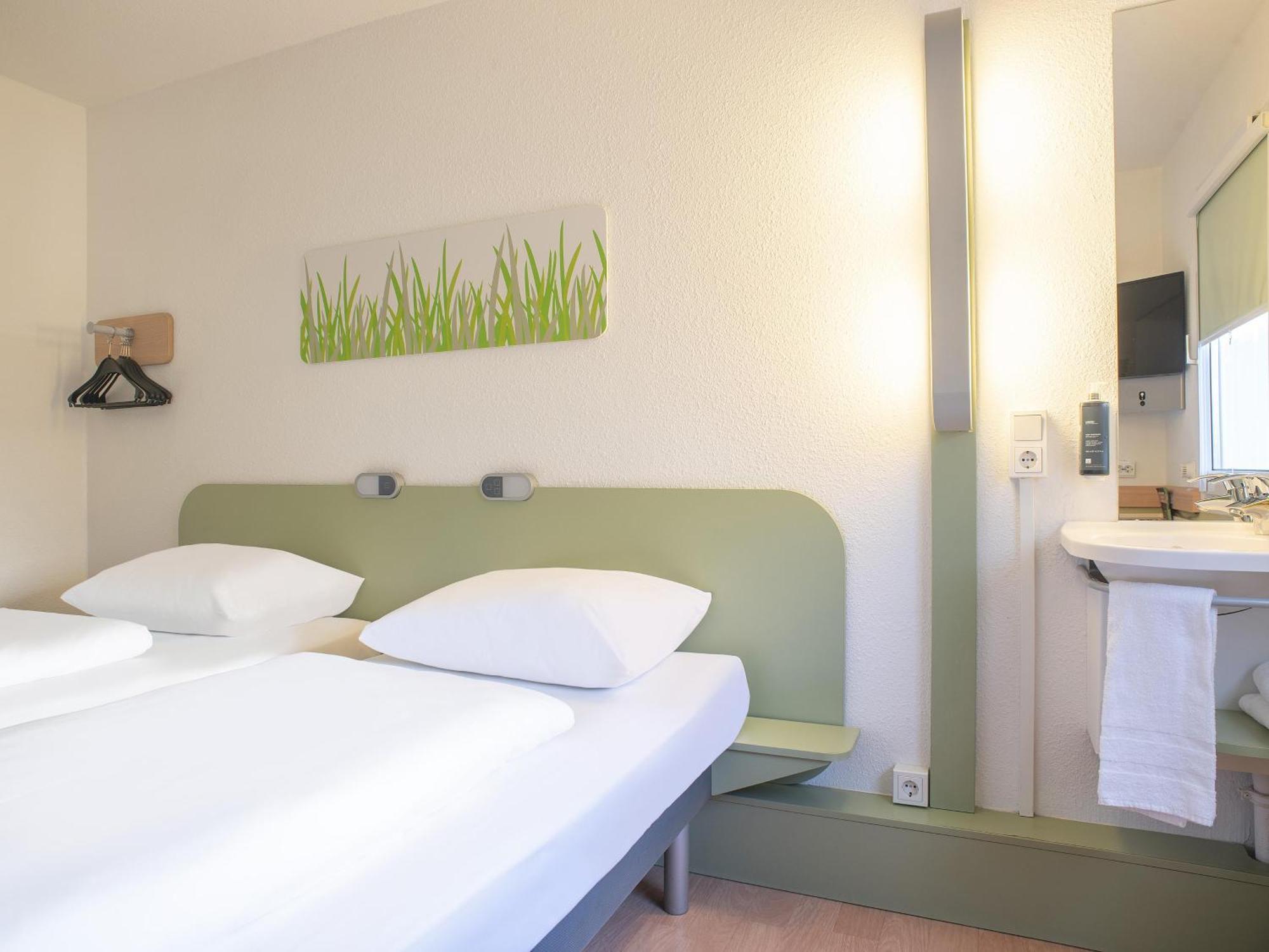 B&B Hotel Leipzig-Schoenefeld Buitenkant foto